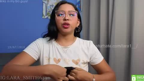 Snapshot of lara1__ chatting on July 19, 10:02 pm Lara online show from July 19, 10:02 pm