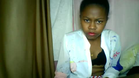 lara_belle online show from May 16, 12:29 am