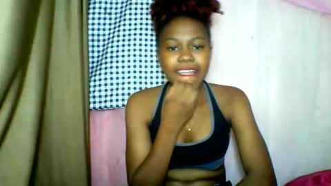 lara_belle online show from May 28, 4:48 pm