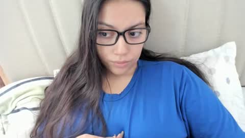 lara online show from September 16, 12:06 pm