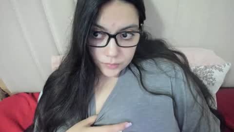 lara online show from February 9, 2:37 am