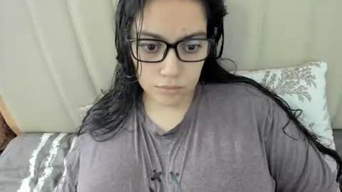 Snapshot of laracamille chatting on March 9, 2:54 pm lara online show from March 9, 2:54 pm
