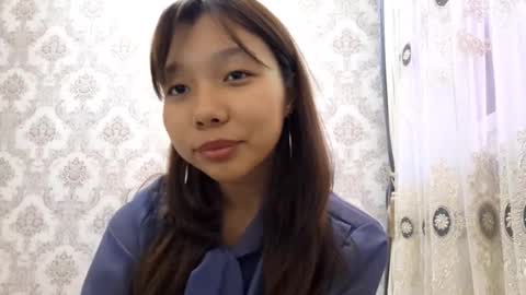 Hannah online show from October 23, 3:33 pm