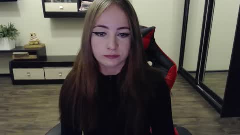 Laralianna online show from September 13, 11:54 am