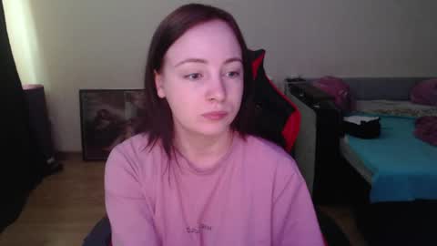 Snapshot of laralianna chatting on May 6, 8:41 am Laralianna online show from May 6, 8:41 am