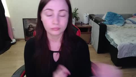 Snapshot of laralianna chatting on June 15, 11:56 am Laralianna online show from June 15, 11:56 am