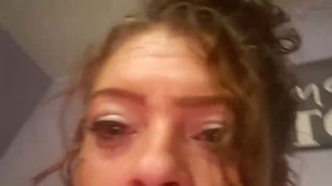 LaReina212418 online show from October 25, 5:15 am