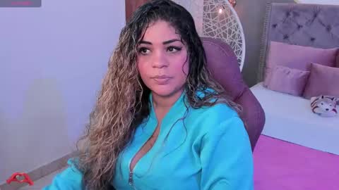 Snapshot of laris_park chatting on February 20, 5:12 am laris_park online show from February 20, 5:12 am