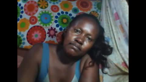 Snapshot of larissa417816 chatting on February 3, 9:03 am Larissa online show from February 3, 9:03 am