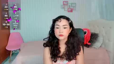 Snapshot of larissalove_doll chatting on September 26, 8:24 pm Larissas online show from September 26, 8:24 pm