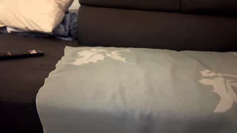 Snapshot of larry_97 chatting on January 22, 2:48 am larry_97 online show from January 22, 2:48 am