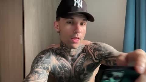 Snapshot of larsskeet chatting on May 26, 5:53 pm larsskeet online show from May 26, 5:53 pm