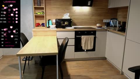 Snapshot of larstar01 chatting on January 26, 2:30 pm Lars online show from January 26, 2:30 pm