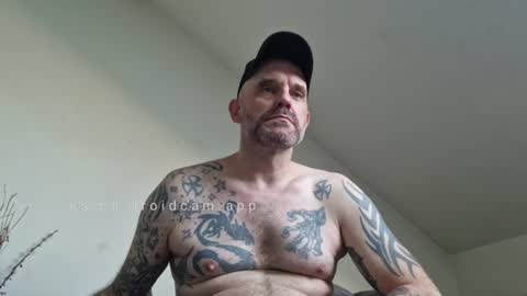 Snapshot of larsvegas1895 chatting on June 20, 4:54 pm larsvegas1895 online show from June 20, 4:54 pm