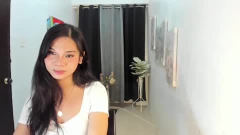Snapshot of lartvier69xxx chatting on January 19, 8:51 am larth online show from January 19, 8:51 am