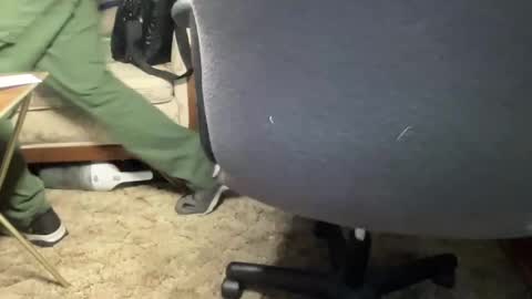 Snapshot of laser137 chatting on February 28, 2:42 am cris online show from February 28, 2:42 am