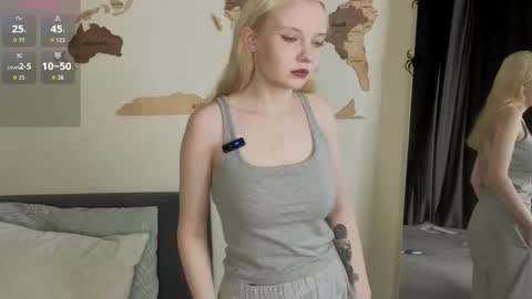 Emilia for my friends Amy online show from December 1, 1:10 am