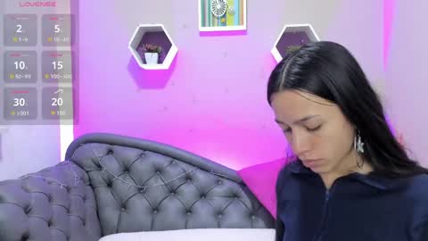 Tania  online show from May 23, 1:37 pm