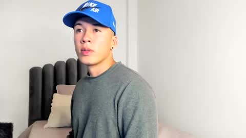 Snapshot of lass_nazar chatting on December 5, 2:42 am lass_nazar online show from December 5, 2:42 am