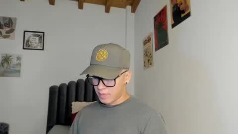 Snapshot of lass_nazar chatting on September 16, 1:17 am lass_nazar online show from September 16, 1:17 am