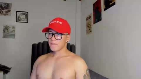 Snapshot of lass_nazar chatting on October 16, 1:17 am lass_nazar online show from October 16, 1:17 am