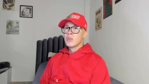 Snapshot of lass_nazar chatting on October 29, 1:19 am lass_nazar online show from October 29, 1:19 am