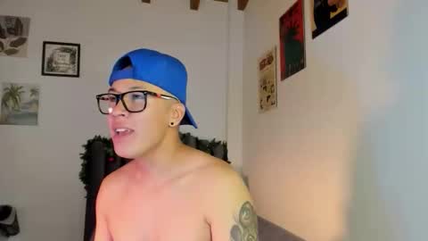 Snapshot of lass_nazar chatting on December 16, 2:16 am lass_nazar online show from December 16, 2:16 am