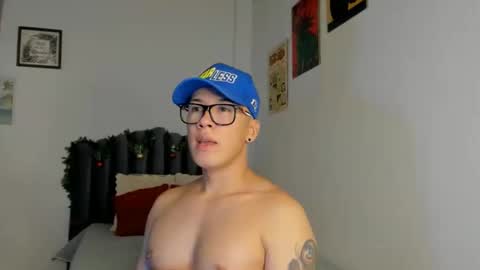 Snapshot of lass_nazar chatting on December 20, 2:18 am lass_nazar online show from December 20, 2:18 am