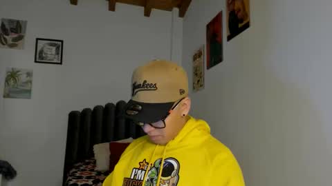 Snapshot of lass_nazar chatting on February 19, 2:18 am lass_nazar online show from February 19, 2:18 am