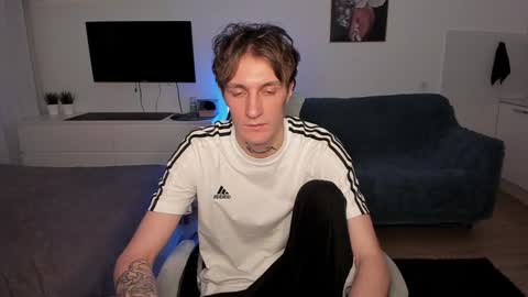 Snapshot of lastnight4you chatting on December 18, 10:35 pm acie online show from December 18, 10:35 pm