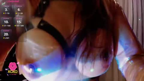 Snapshot of latex_rose_daniels chatting on July 4, 8:15 pm ROSE online show from July 4, 8:15 pm