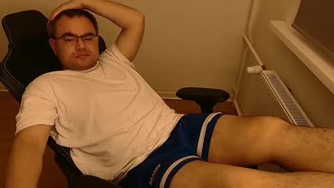 latexboy893 online show from June 3, 10:15 pm