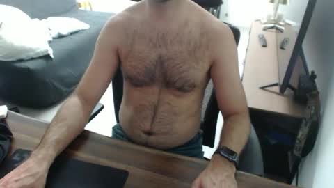 Snapshot of latexdave84 chatting on May 14, 10:33 am latexdave84 online show from May 14, 10:33 am