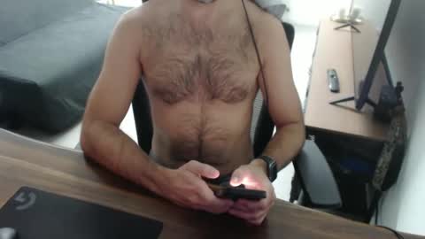 Snapshot of latexdave84 chatting on May 20, 10:43 am latexdave84 online show from May 20, 10:43 am