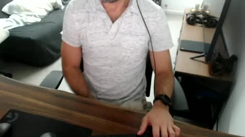 Snapshot of latexdave84 chatting on July 10, 2:27 am latexdave84 online show from July 10, 2:27 am