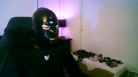 latexminheadroom online show from October 20, 1:50 am