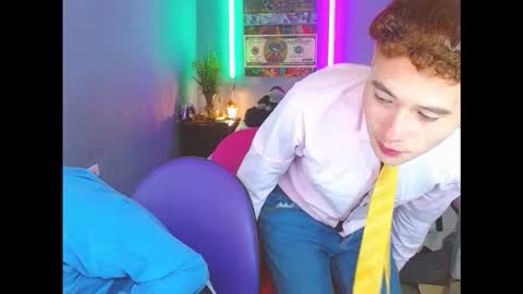Snapshot of latin_boysxxx_ chatting on October 26, 1:33 am latin_boysxxx_ online show from October 26, 1:33 am