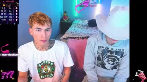 latin_boysxxx_ online show from February 14, 3:36 am