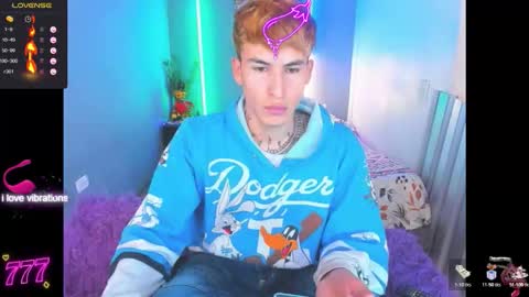 latin_boysxxx_ online show from March 22, 2:04 am