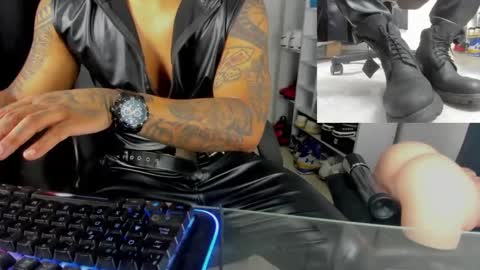 latin_lover2005 online show from October 5, 4:38 pm