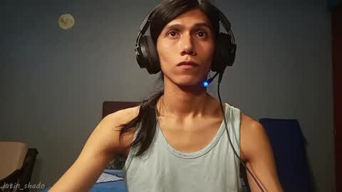 Snapshot of latin_shado chatting on May 11, 6:27 pm Shado online show from May 11, 6:27 pm