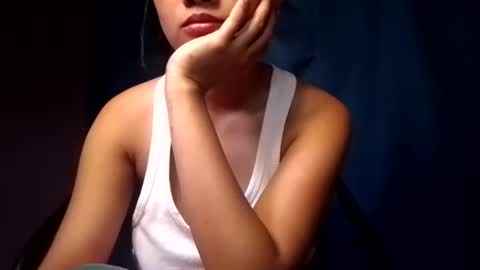 Snapshot of latina_shaine chatting on May 25, 6:30 am latina_shaine online show from May 25, 6:30 am