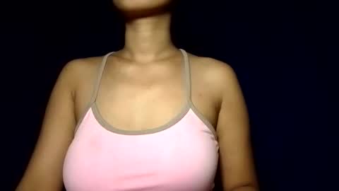 Snapshot of latina_shaine chatting on May 29, 9:46 pm latina_shaine online show from May 29, 9:46 pm