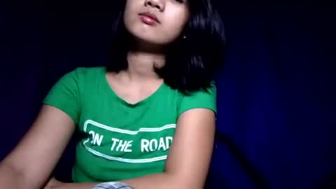 Snapshot of latina_shaine chatting on June 18, 12:42 pm latina_shaine online show from June 18, 12:42 pm