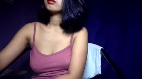 Snapshot of latina_shaine chatting on July 11, 11:06 pm latina_shaine online show from July 11, 11:06 pm