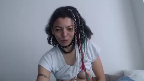 Snapshot of latinadreamy chatting on October 27, 1:59 pm Latinacoka online show from October 27, 1:59 pm