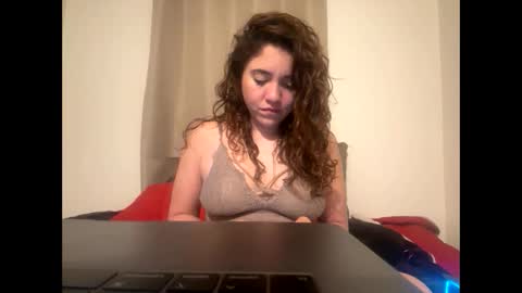 latinamystique online show from March 23, 11:36 am