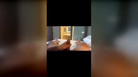 latinbulldaddy88036 online show from May 23, 12:53 pm