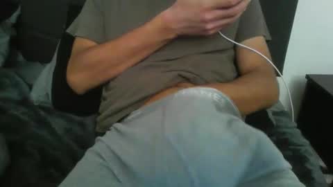 latinman7945 online show from April 20, 6:38 am