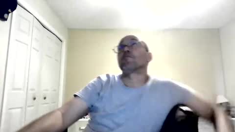 Snapshot of latinoinfla chatting on May 31, 6:09 pm latinoinfla online show from May 31, 6:09 pm